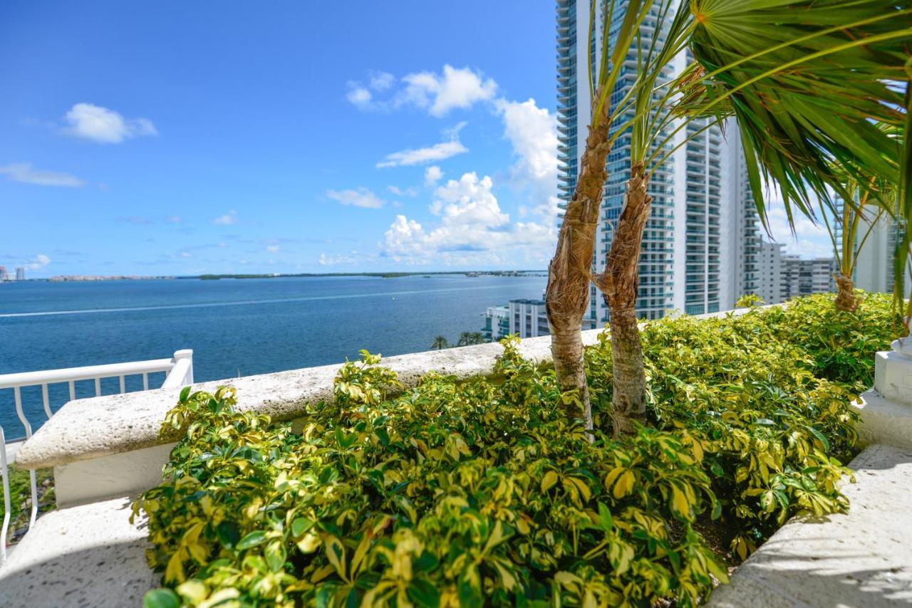 We Host - Amazing Condo Brickell With Ocean-Pool View Маямі Екстер'єр фото